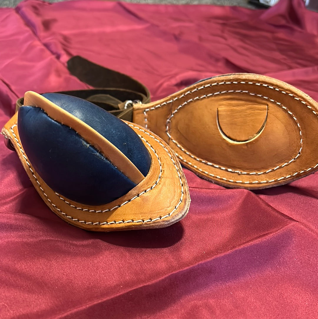 Smith And Edward’s Navy Blue Bucking Roll