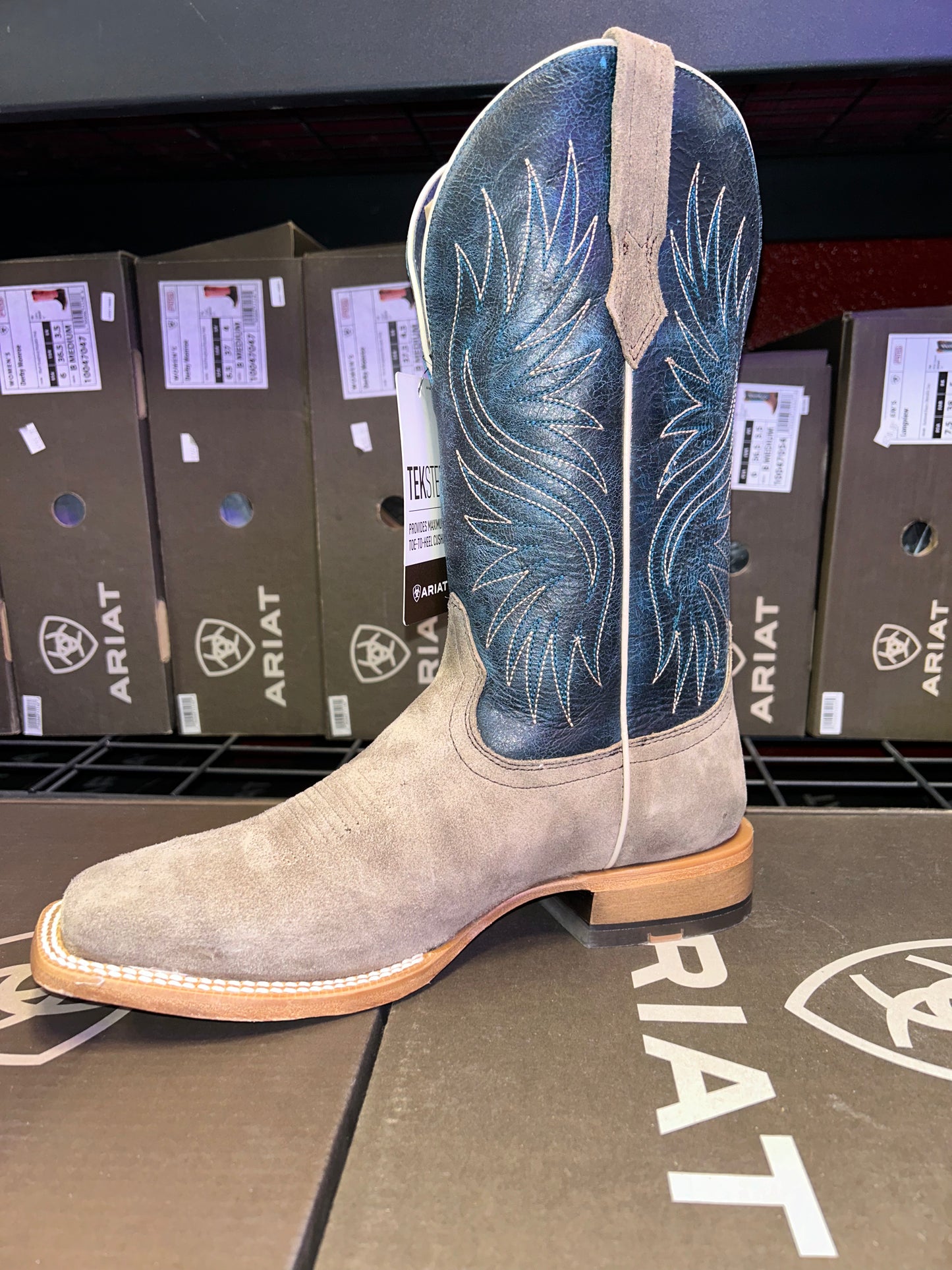 Men's Ariat Smokey Roughout Boot