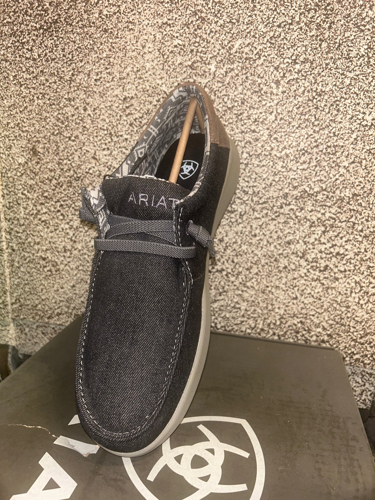 Men's Ariat Dark Denim/Tan Shoe