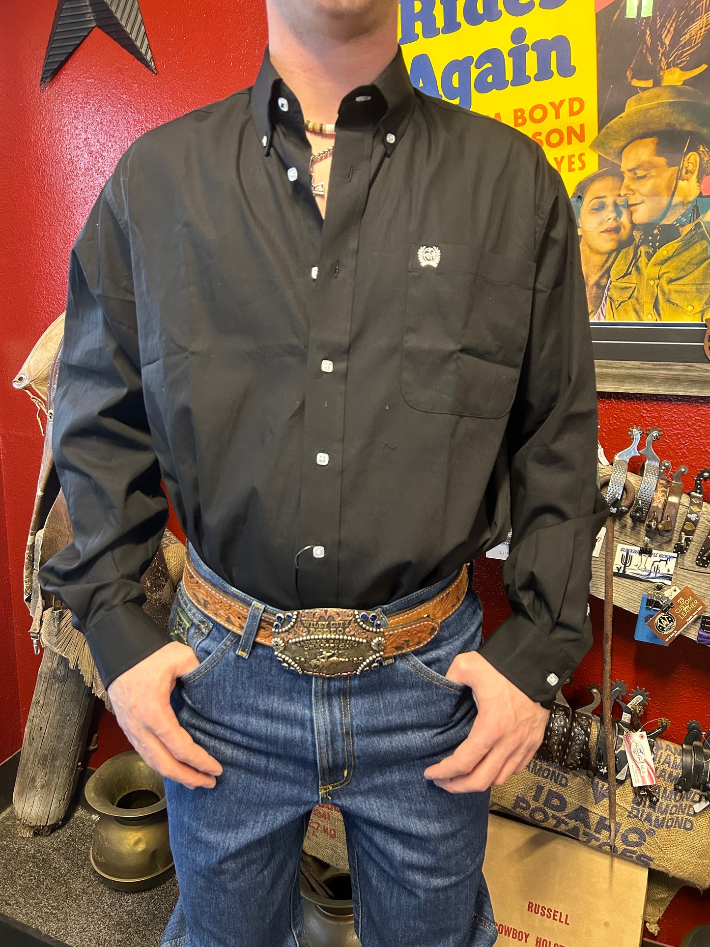 Cinch Men's Performance Solid Button Down Shirt